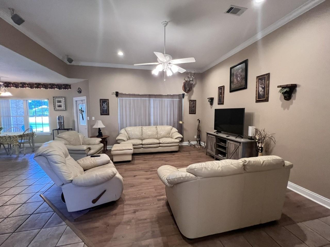 5526 Monterrey Rd - Photo 7 of 18