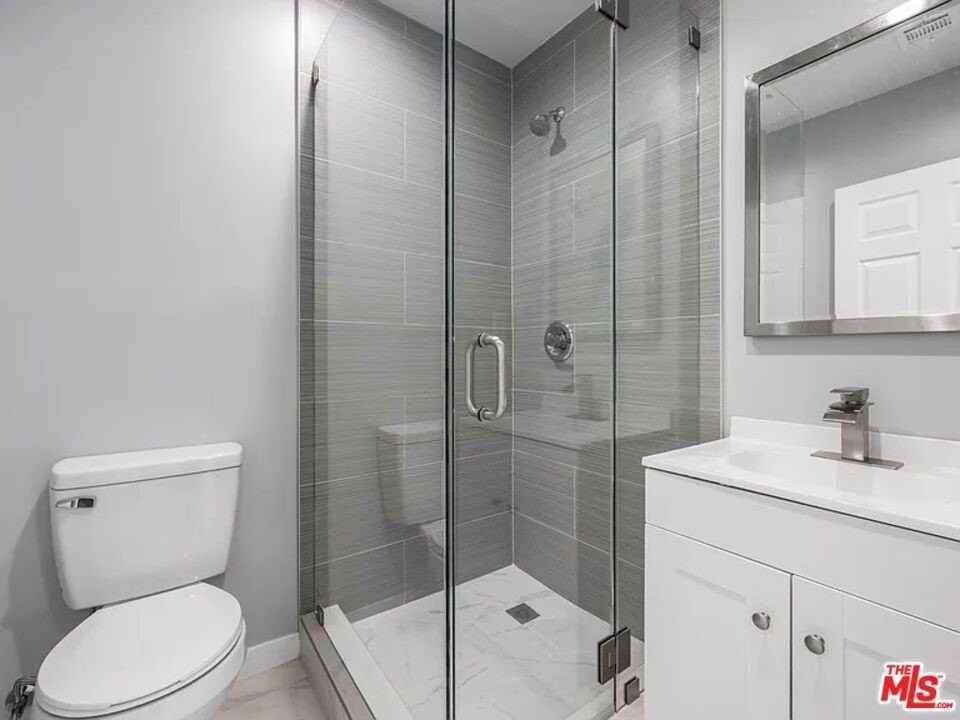 7619 Security Ave - Photo 6 of 9