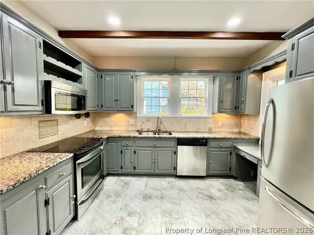 1312 Summitt Ave - Photo 6 of 37