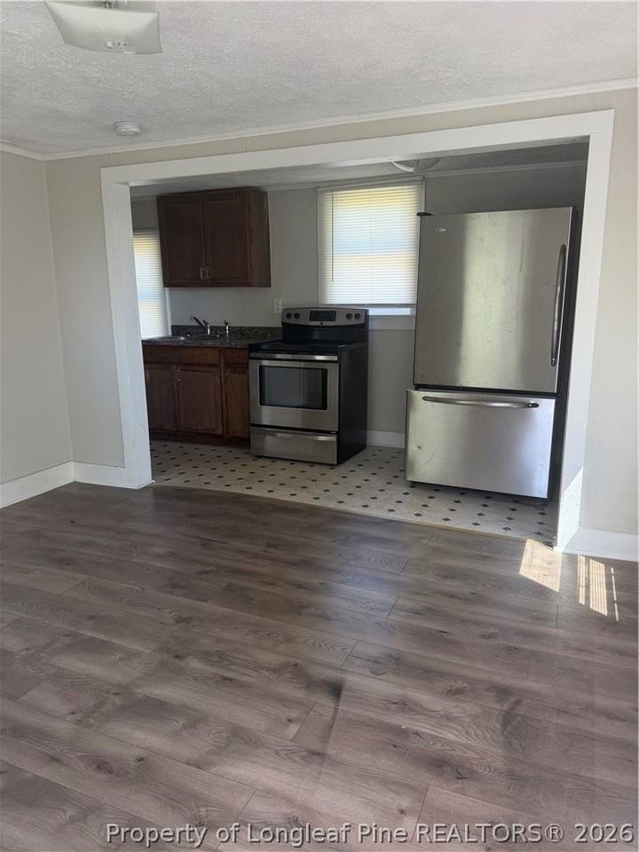 603 Pate Ave - Photo 2 of 5