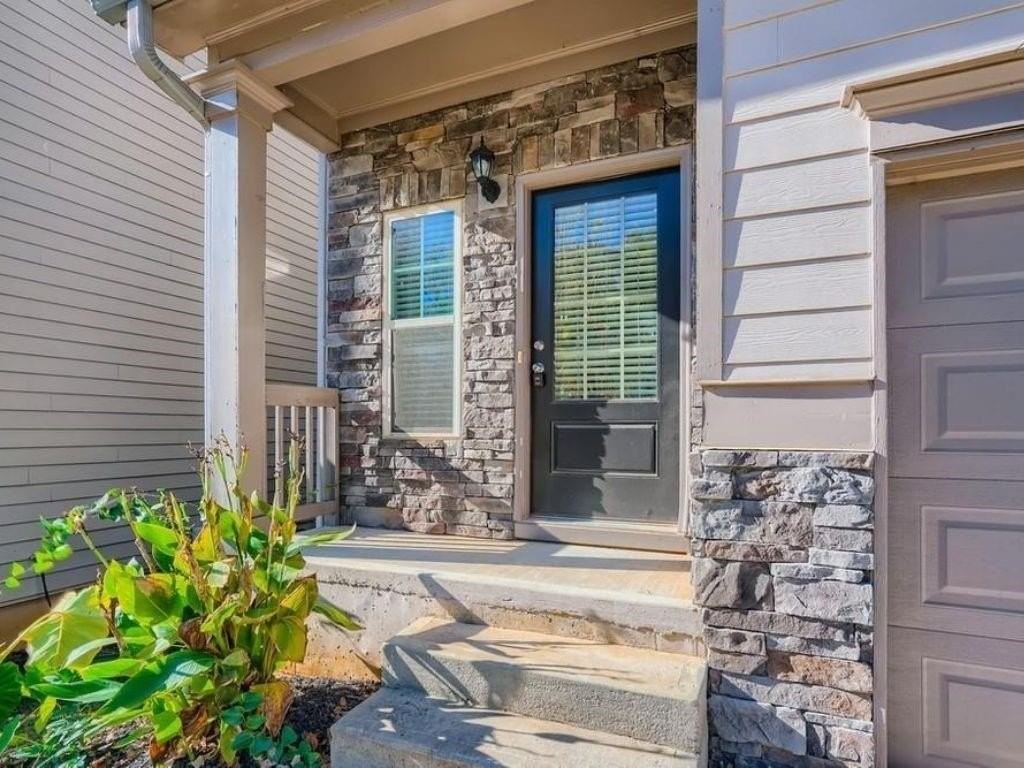 3448 Woodward Down Trl - Photo 2 of 33