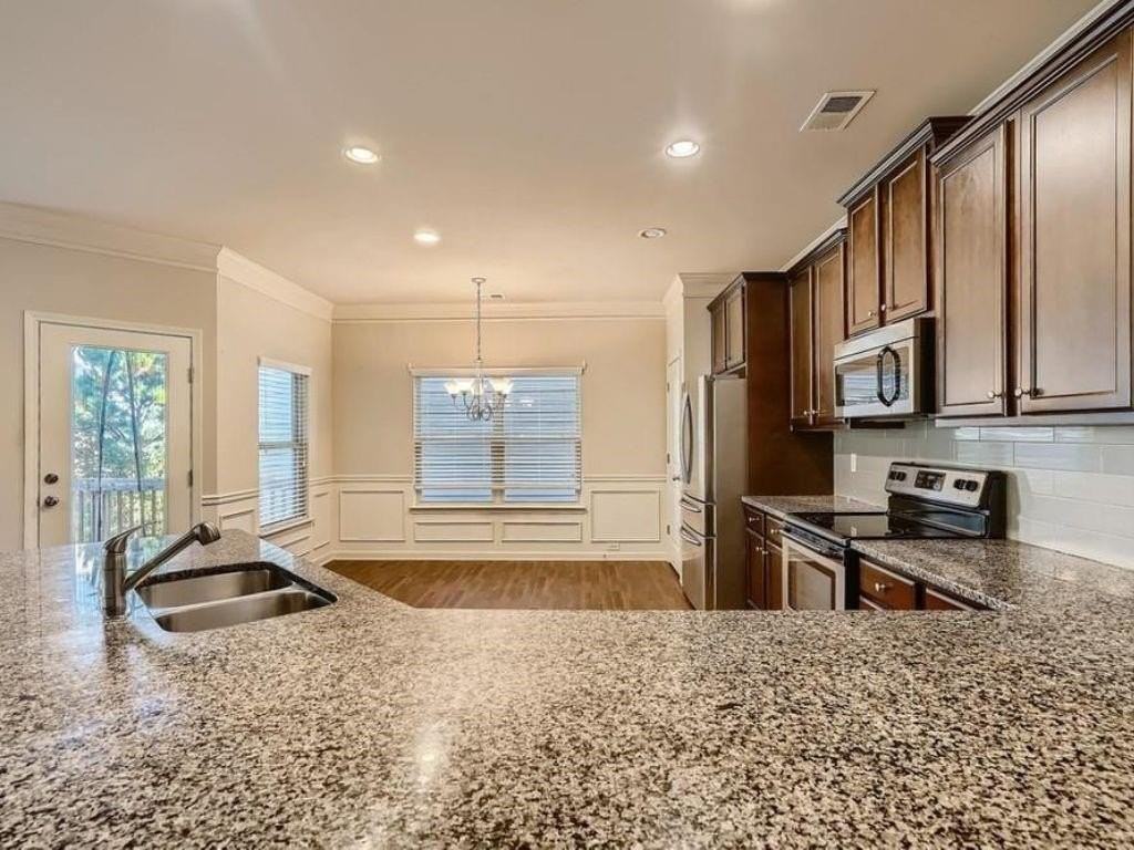 3448 Woodward Down Trl - Photo 7 of 33