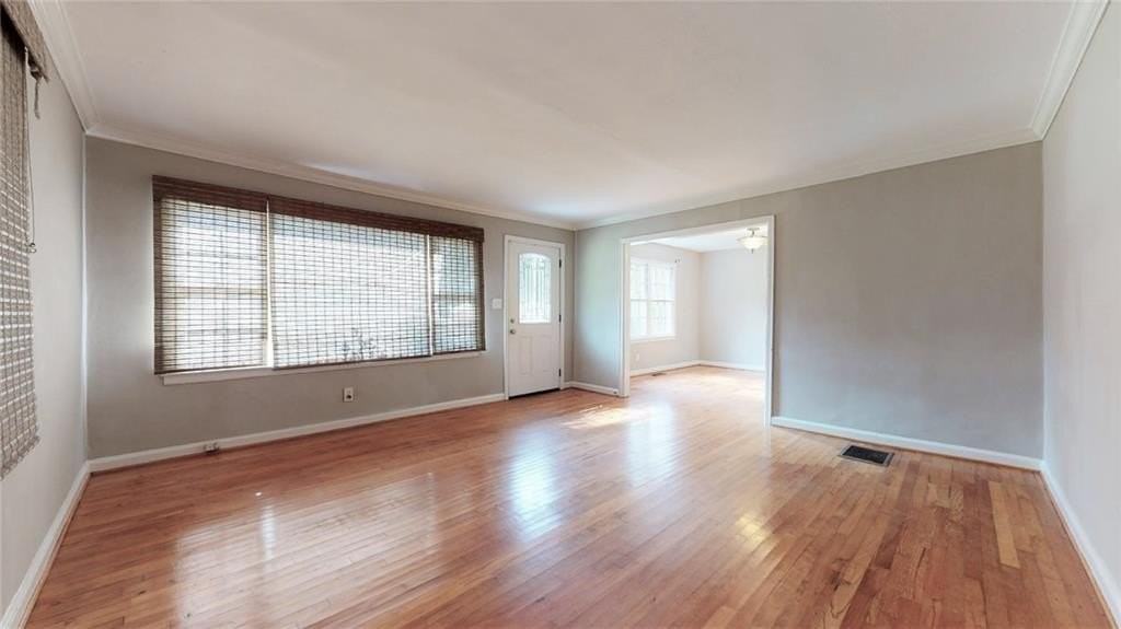 1674 Beacon Hill Blvd Ne - Photo 3 of 50