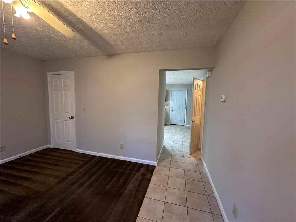 502 Oakwood Ct - Photo 4 of 29