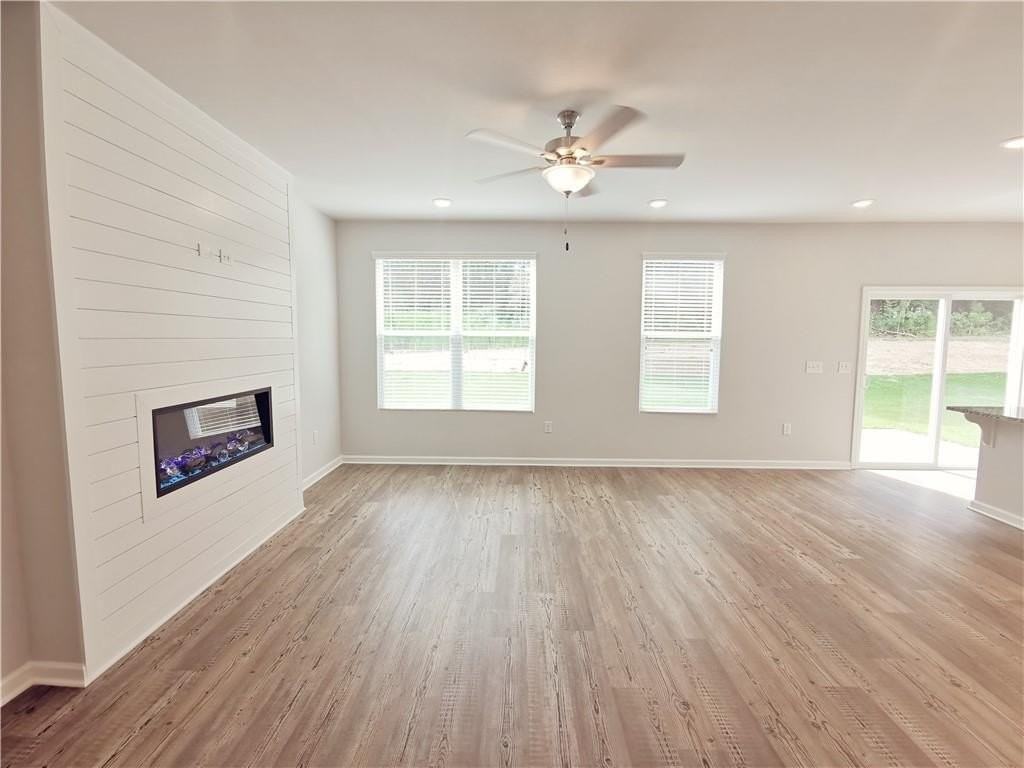 154 Green Love Ln - Photo 7 of 40