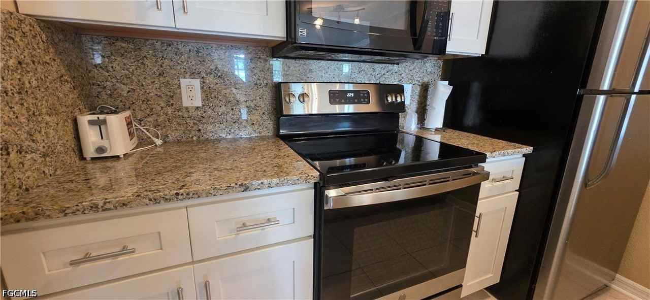 3419 Winkler Ave - Photo 2 of 30