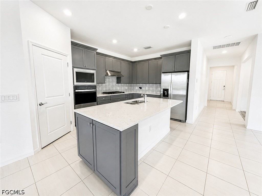 42723 Valley Brooks St - Photo 2 of 23