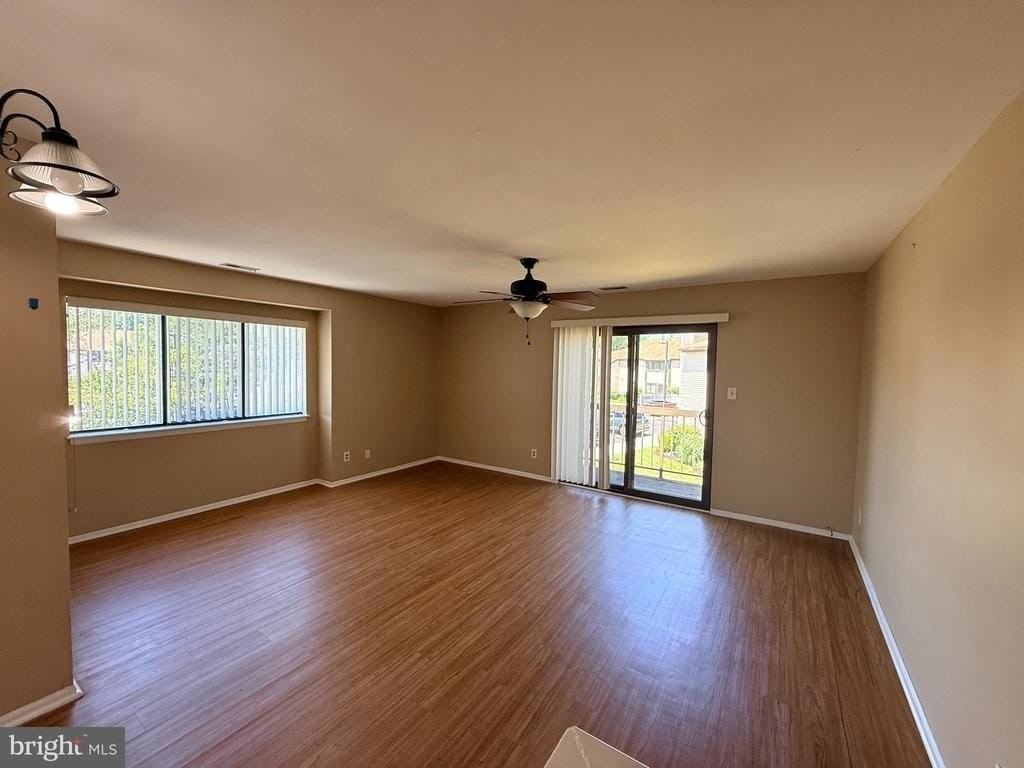 1403 Britton Pl - Photo 3 of 10