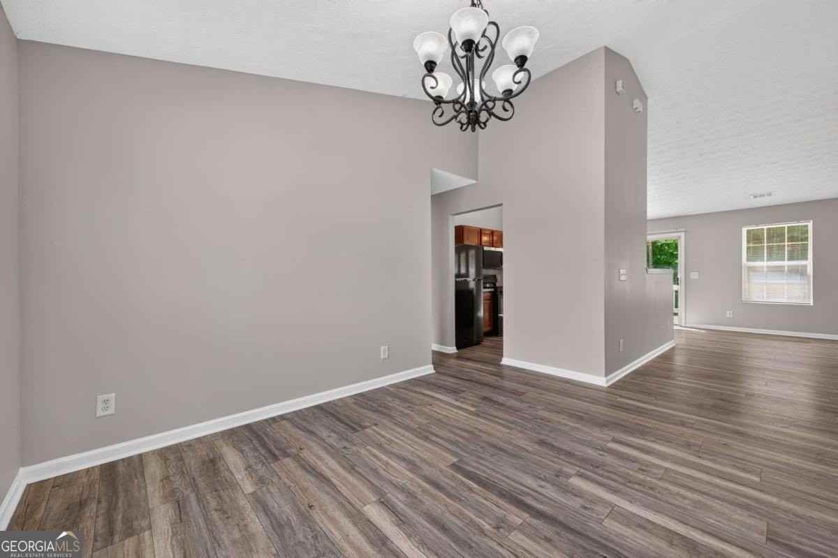437 Waterbury Way - Photo 6 of 49