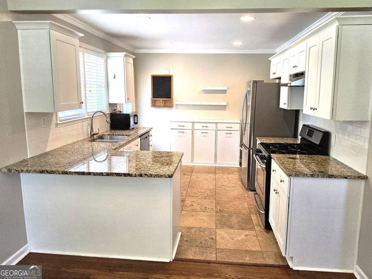 740 Pasley Ave Se - Photo 2 of 19