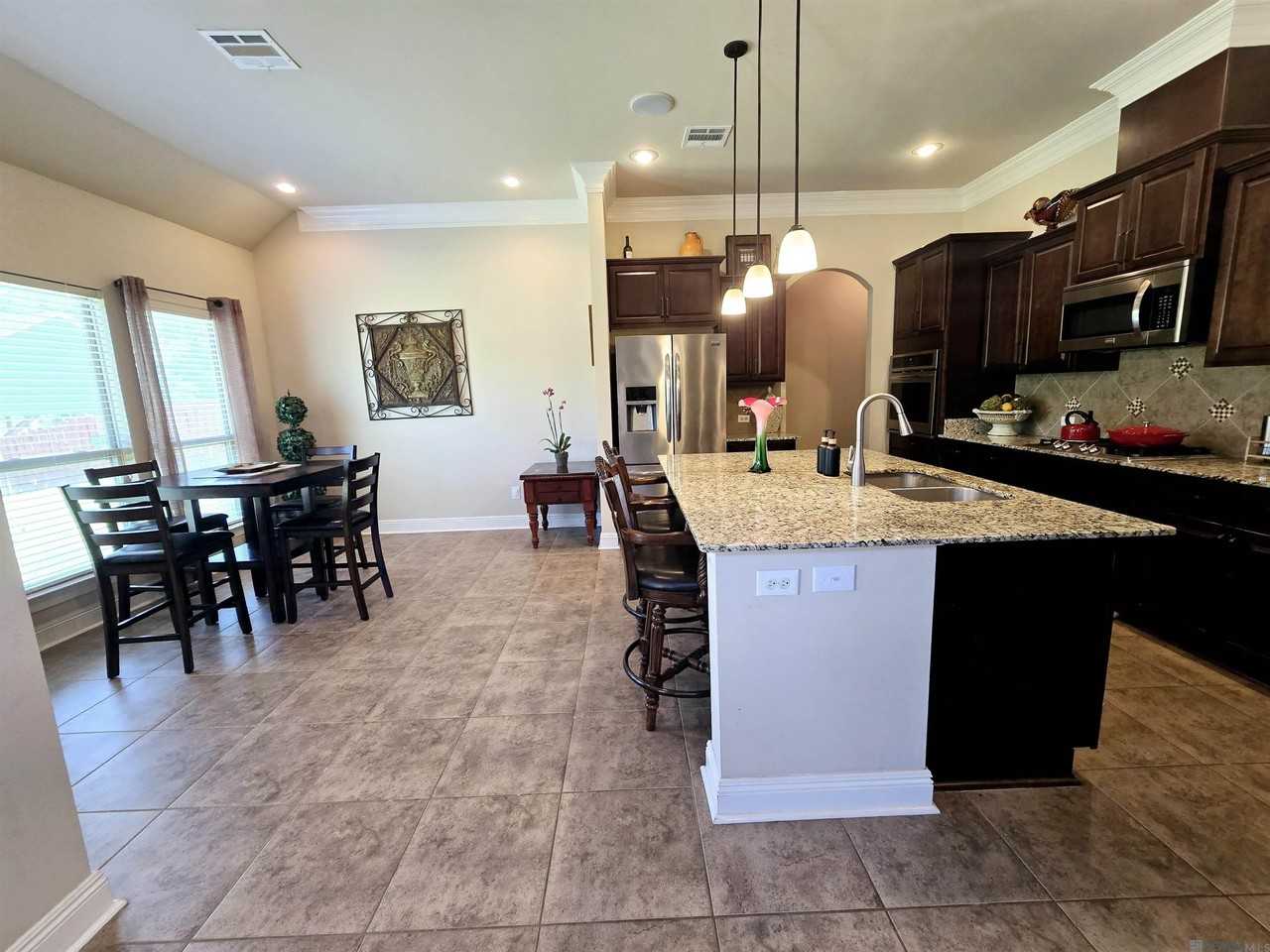 18258 River Landing Dr - Photo 4 of 22
