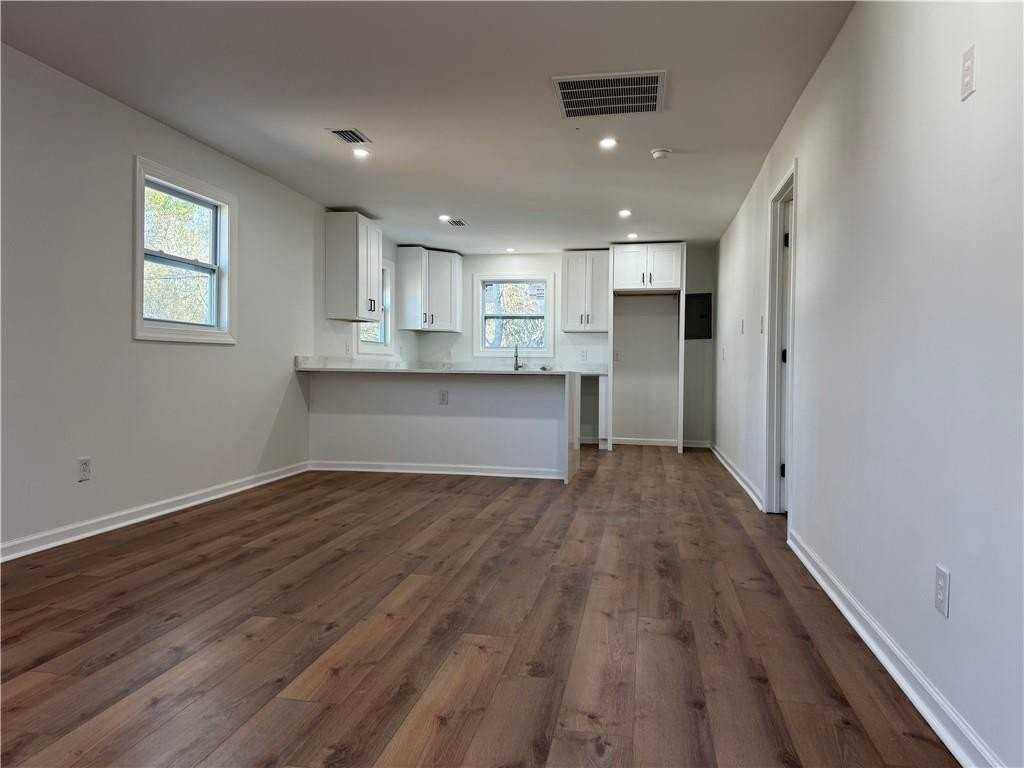 1625 Myers Rd #B - Photo 3 of 5