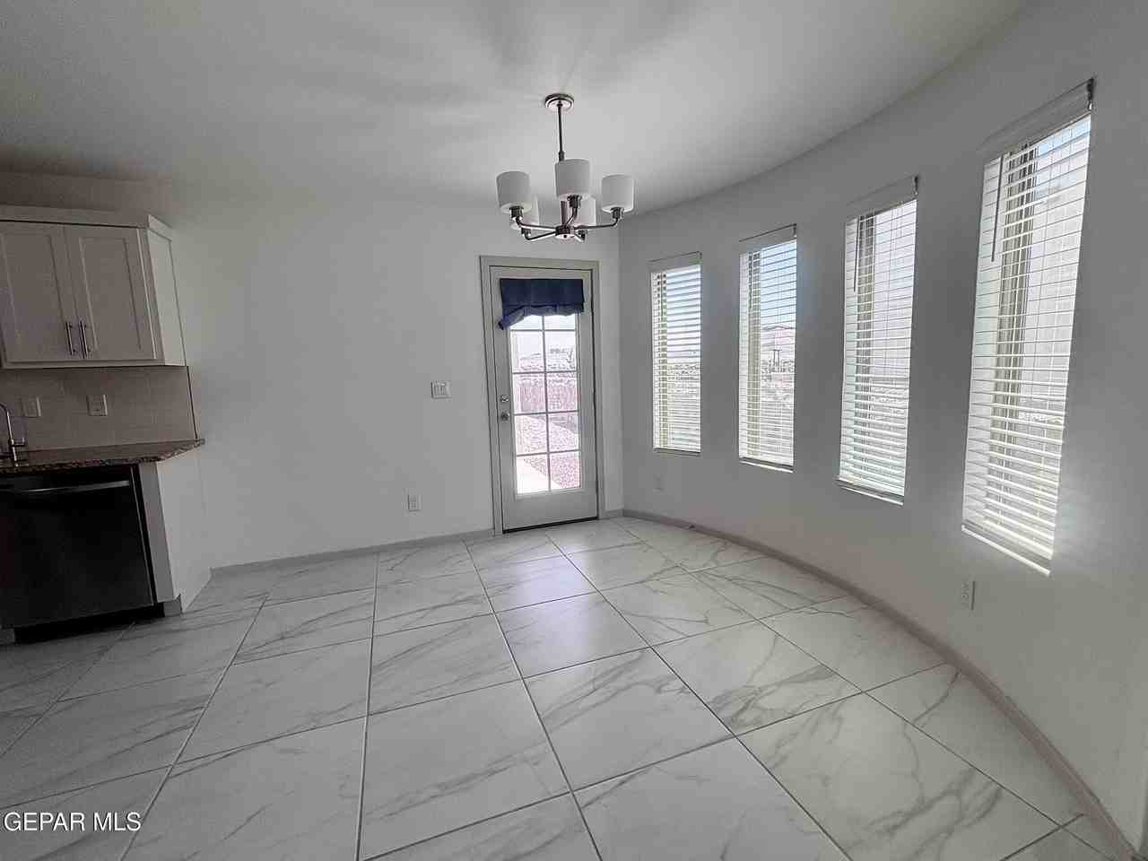 13817 Sky Ranger Ave - Photo 5 of 17