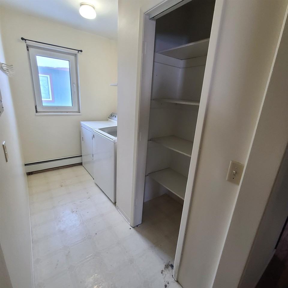 1400 Aspen St - Photo 3 of 4