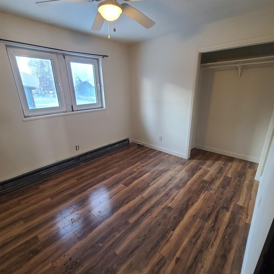 1400 Aspen St - Photo 4 of 4