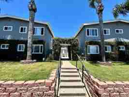 featured image of 2202 Grand Ave