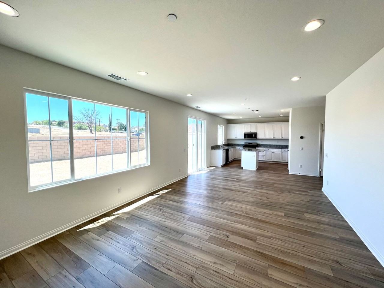 9629 Mondrian Ln - Photo 3 of 24
