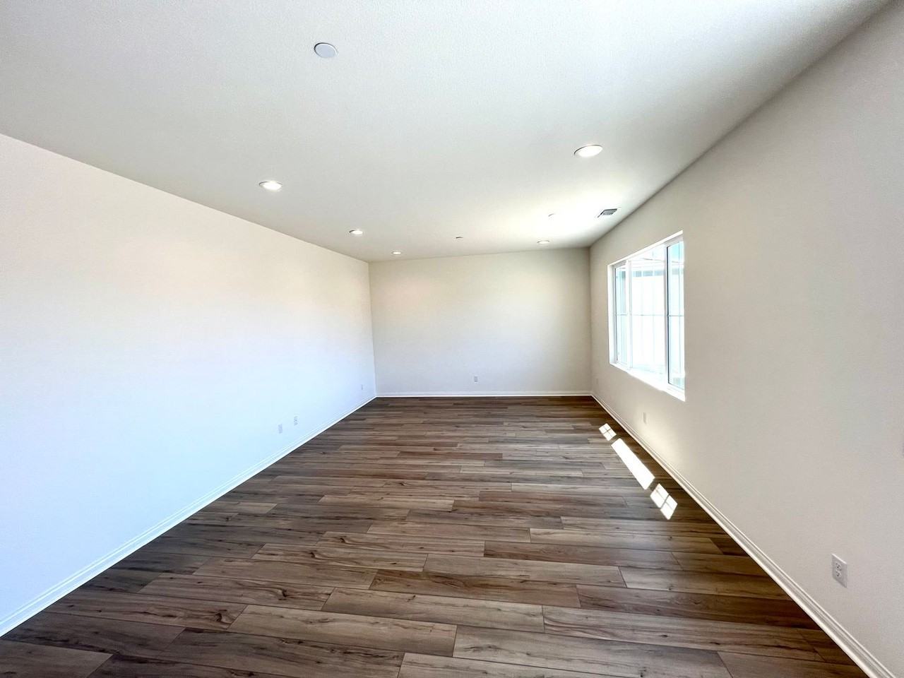 9629 Mondrian Ln - Photo 5 of 24