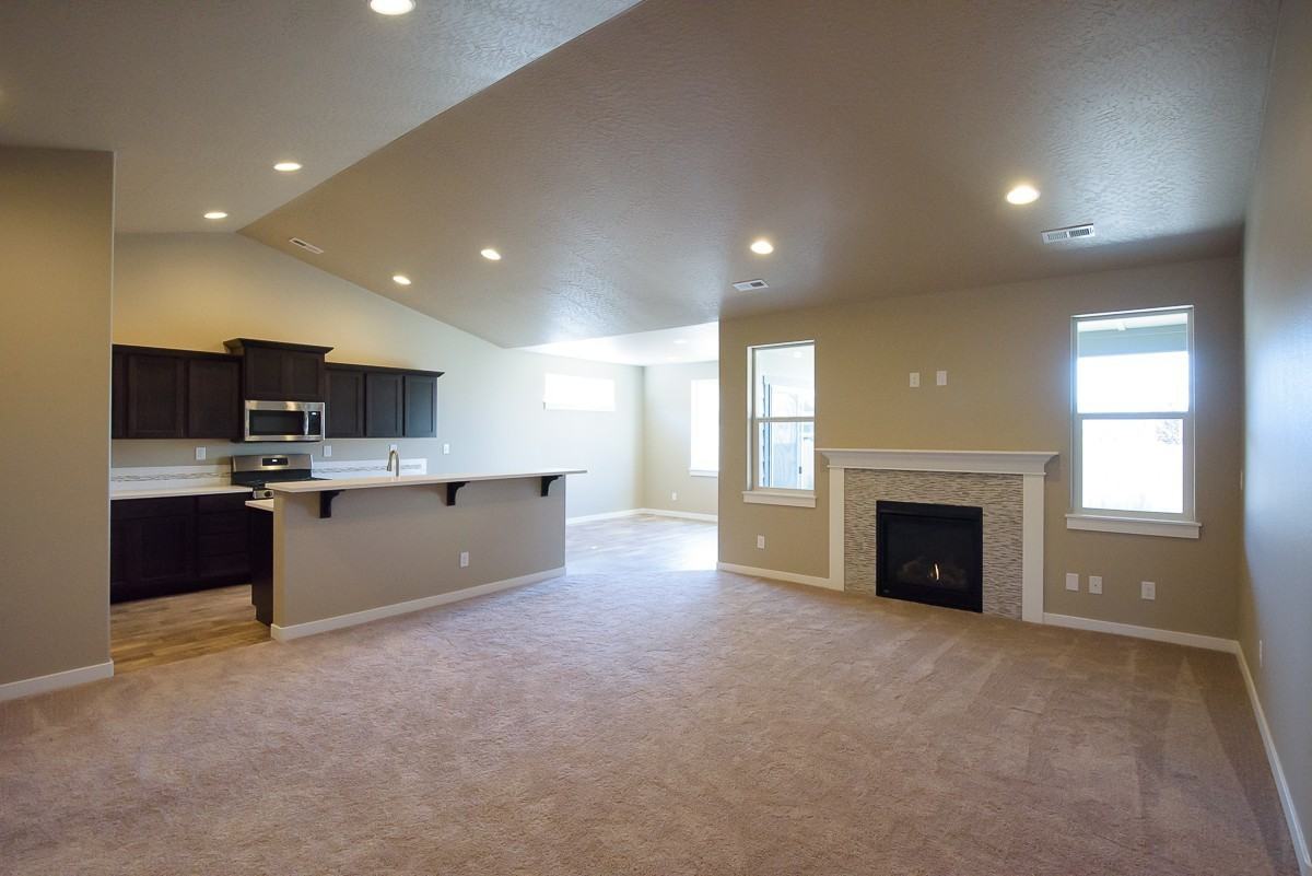 4575 N Connery Loop - Photo 4 of 32