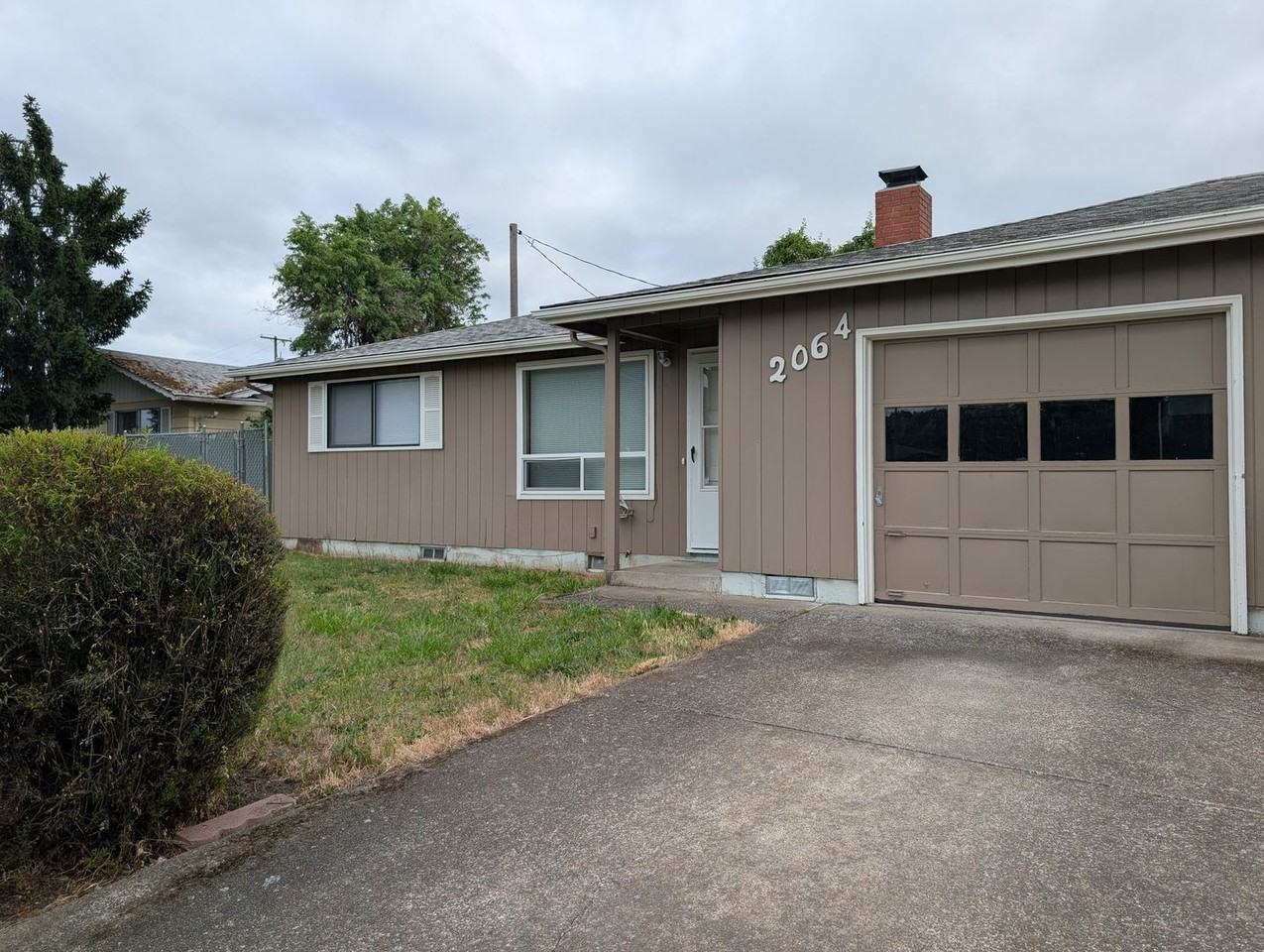 2064 Centennial Blvd - Photo 3 of 22