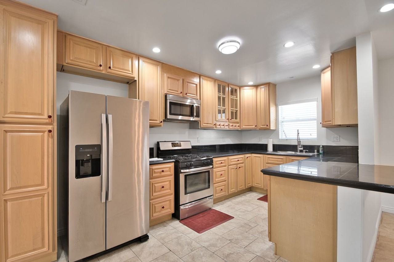 4938 Pearce Ave - Photo 5 of 21