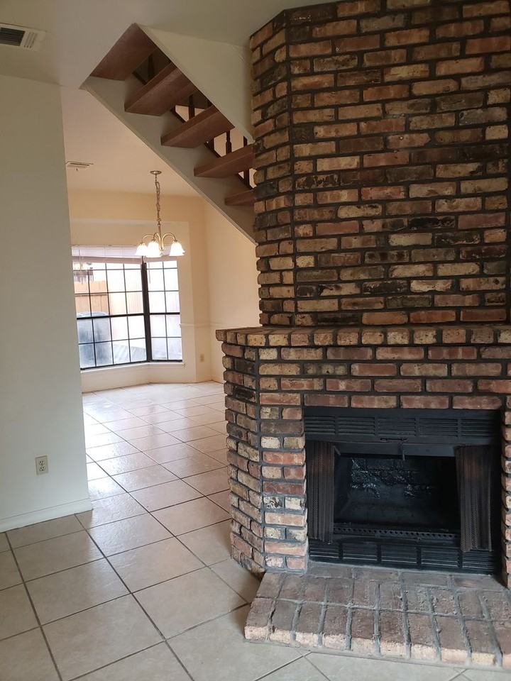 3360 Eastwood Dr - Photo 6 of 17