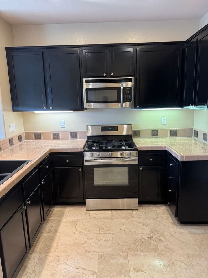 170 Trofello Ln - Photo 2 of 50
