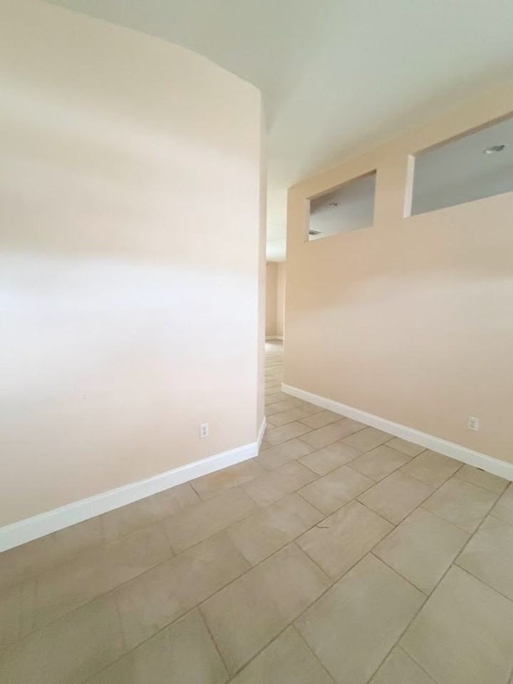 11641 Wishing Well Ln - Photo 6 of 17