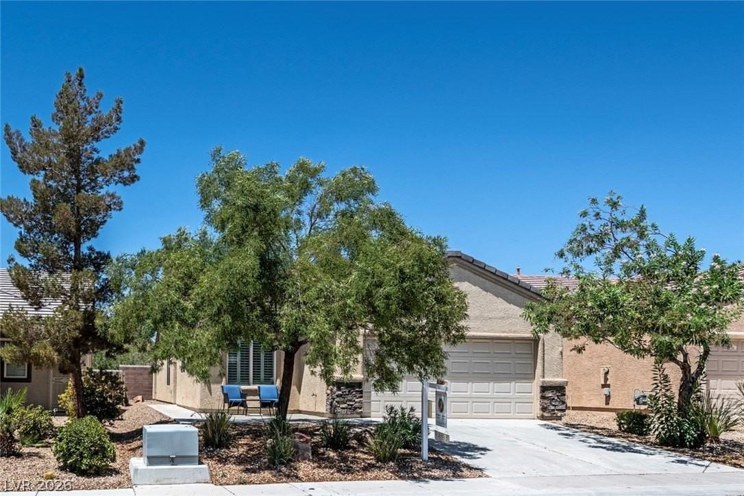 7657 Lily Trotter St - Photo 2 of 39