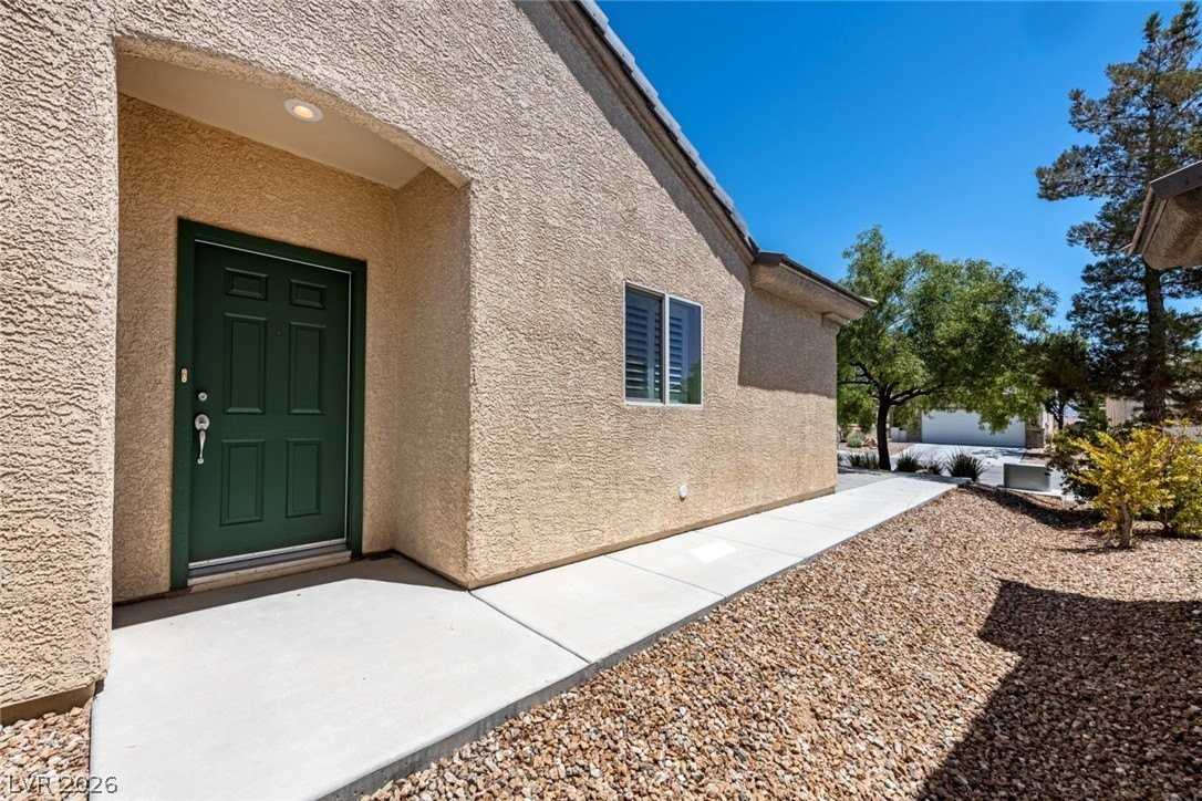 7657 Lily Trotter St - Photo 4 of 39