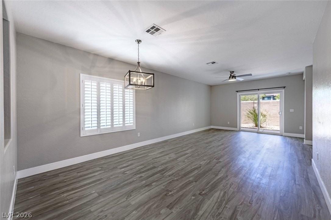 7657 Lily Trotter St - Photo 6 of 39