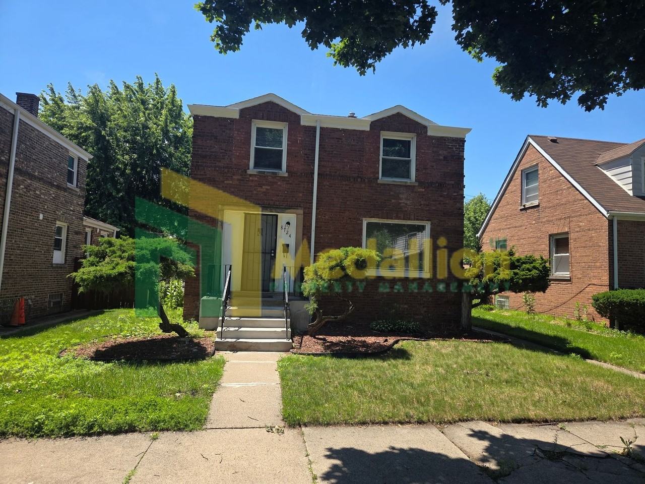 8724 S Eggleston Ave - Photo 2 of 22