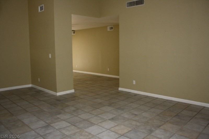 3119 Blossom Glen Dr - Photo 3 of 34