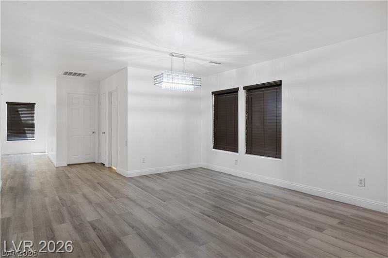 6109 Brenneman St - Photo 4 of 45