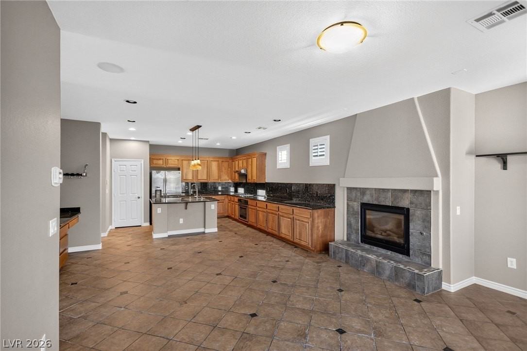 8307 Ivy Leaf St - Photo 6 of 27
