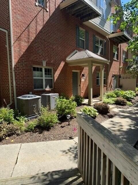 39528 Rockcrest Ln - Photo 5 of 33