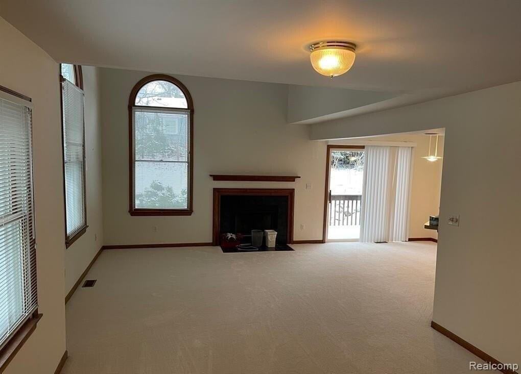 2445 Mulberry Ct - Photo 4 of 25