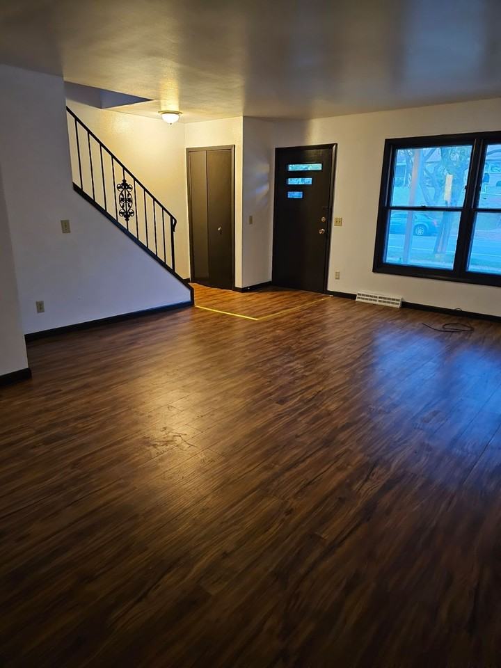 6201 Hammersley Rd #6203 - Photo 4 of 5