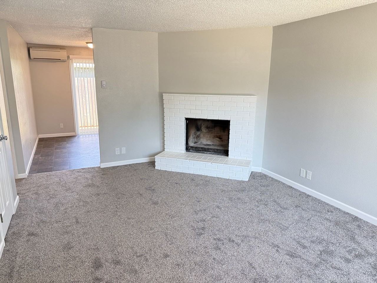 53 Shady Loop - Photo 5 of 37
