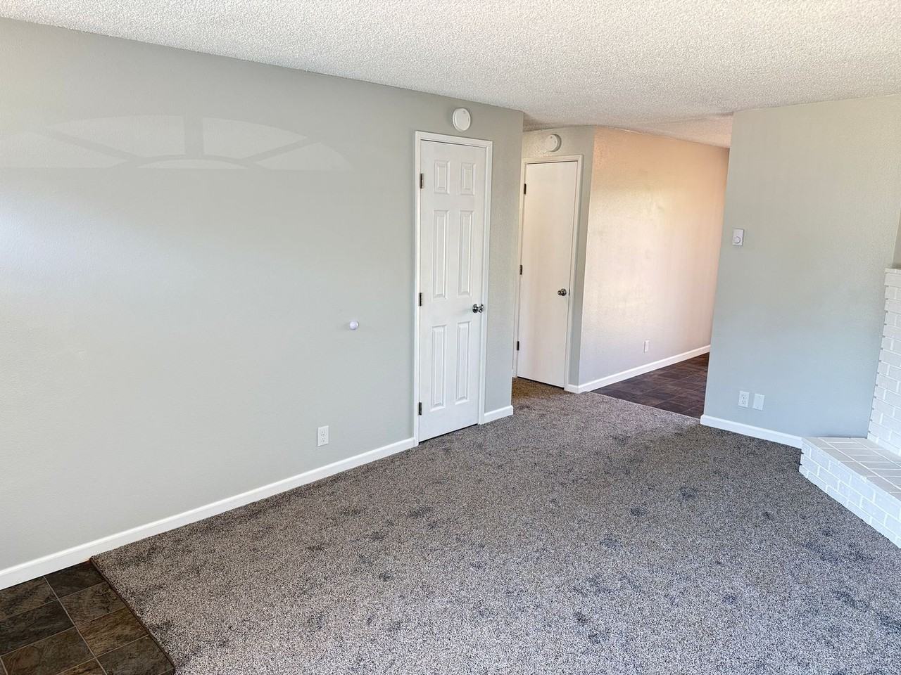 53 Shady Loop - Photo 6 of 37