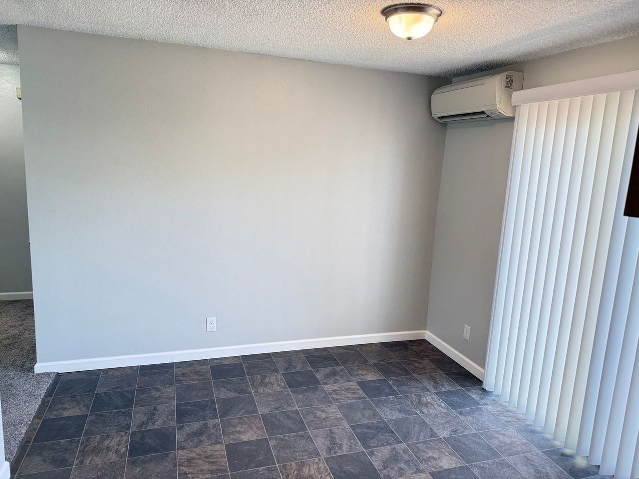 53 Shady Loop - Photo 7 of 37