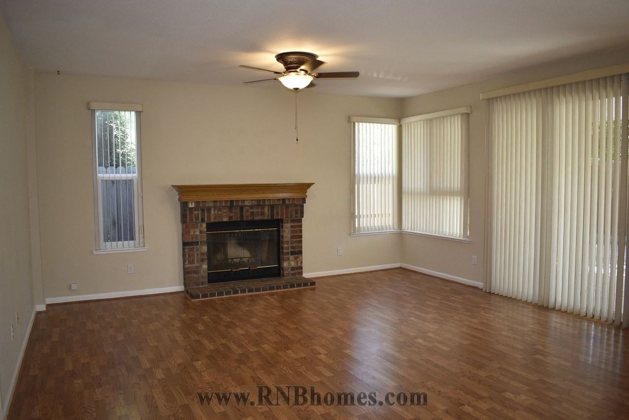 2400 Carr Ct - Photo 7 of 30