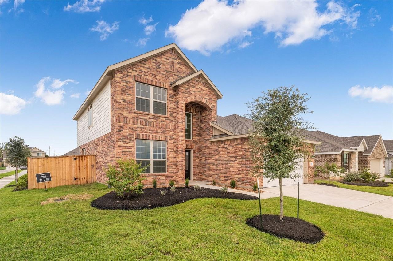 5307 Sleepy Fox Ln - Photo 2 of 19