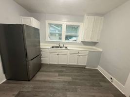 featured image of 1144 E 18th St
