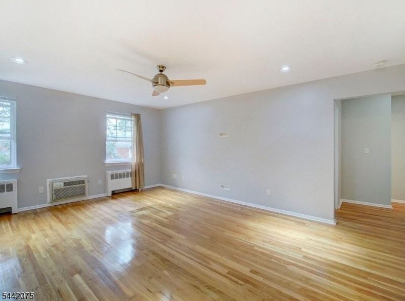 28 Wedgewood Dr #42 - Photo 7 of 24