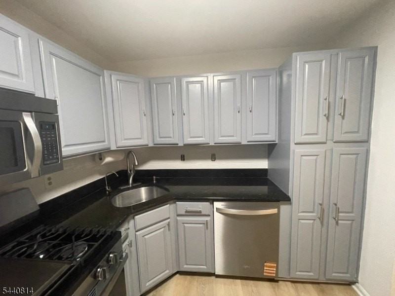 15 Davenport Rd - Photo 6 of 28