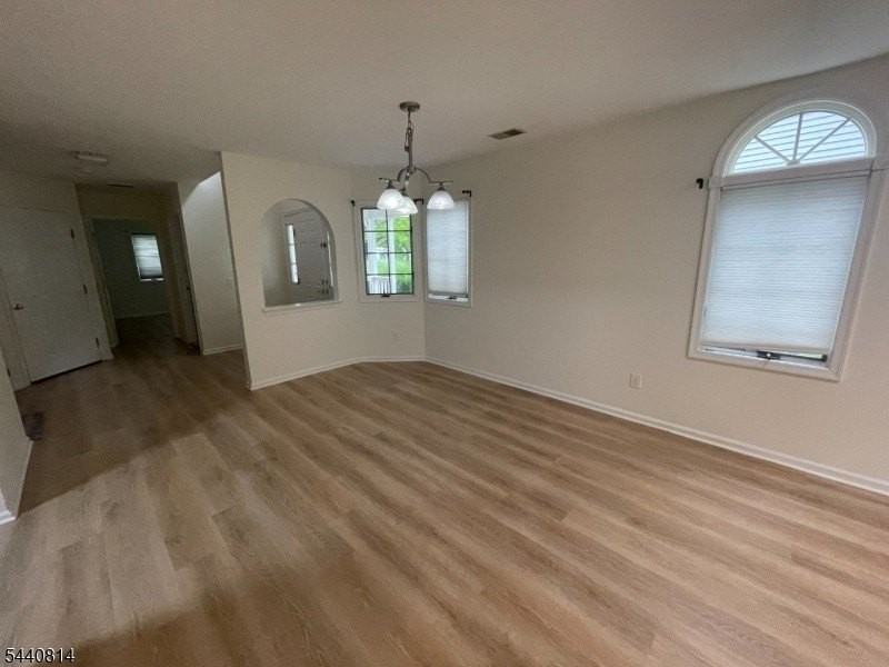 15 Davenport Rd - Photo 7 of 28