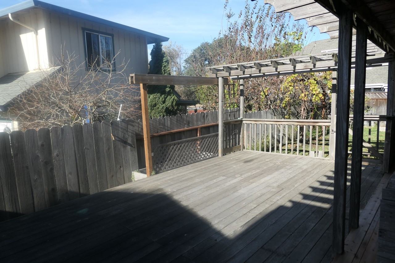 139 Montebello Dr - Photo 4 of 5