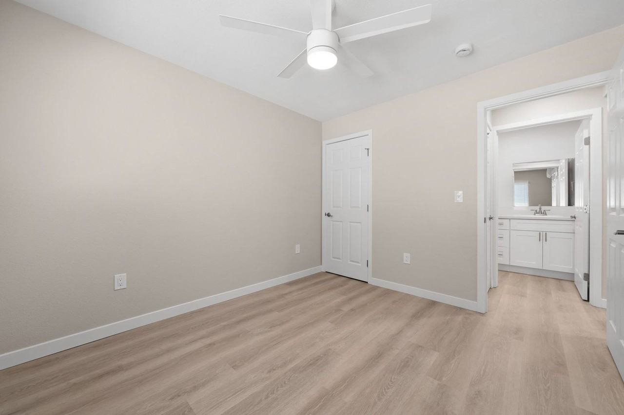180 Brisco Rd - Photo 5 of 15