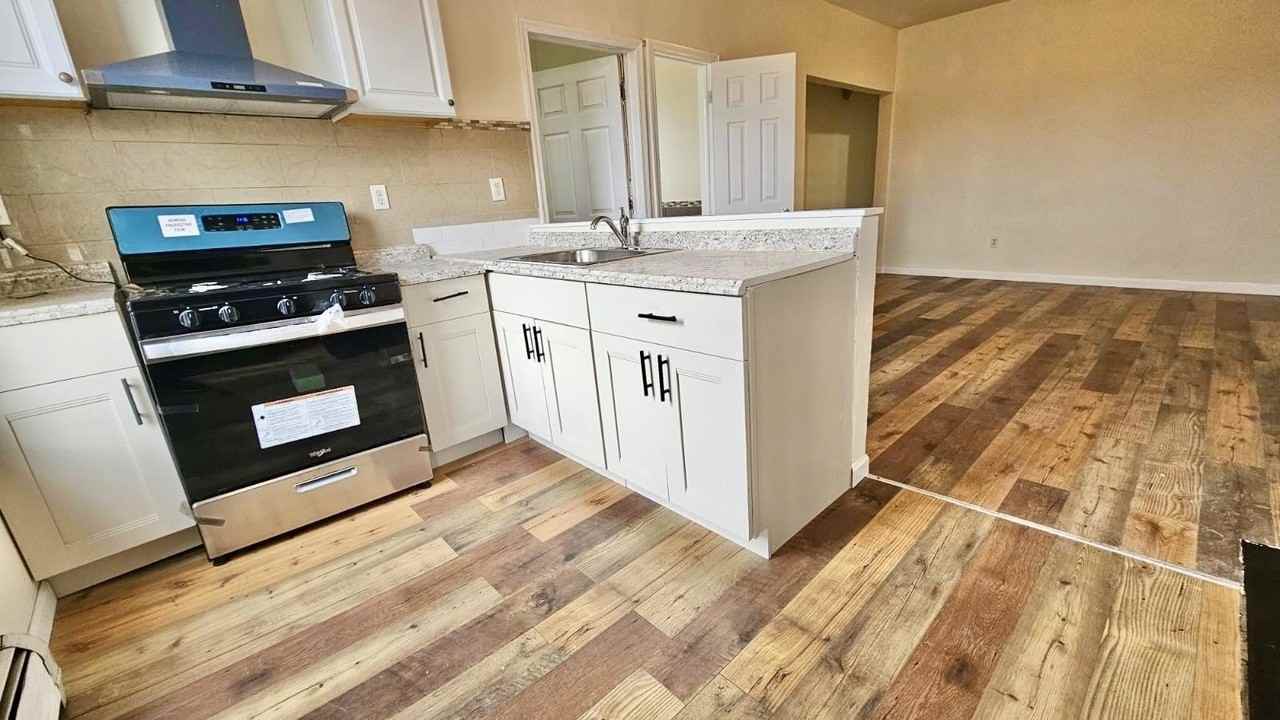 126 Monticello Ave #2 - Photo 2 of 12